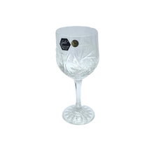Load image into Gallery viewer, 6 Crystal Wine Glasses - &quot;Moulin&quot; Collection
