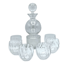 Lade das Bild in den Galerie-Viewer, Crystal Whisky Decanter with 6 Glasses Set
